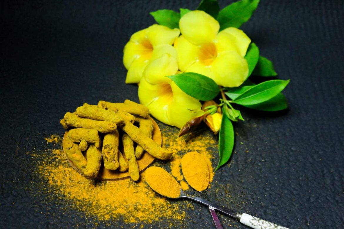 A quoi servent les gélules de curcuma : propriétés, avantages et comment les prendre